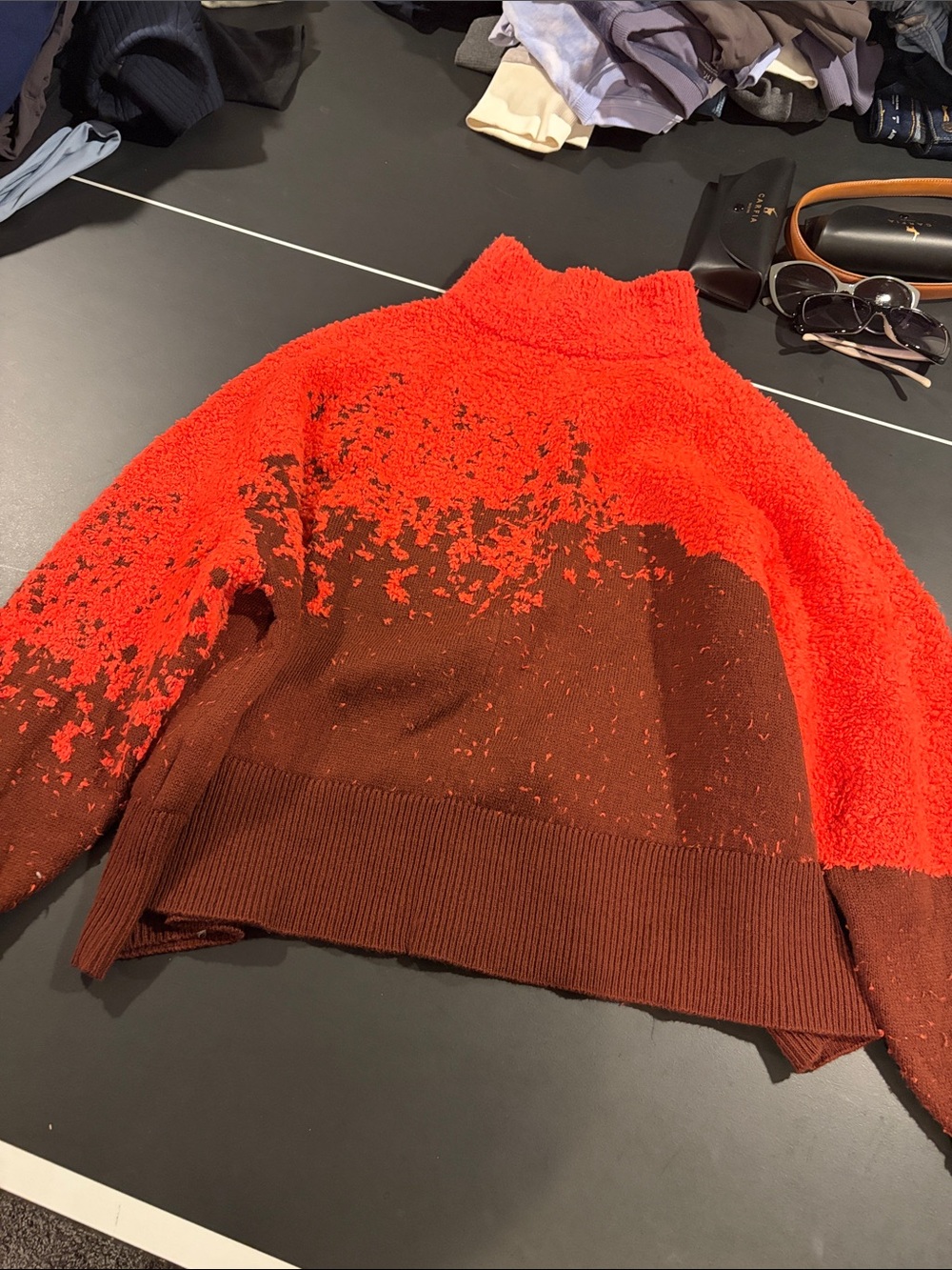Lululemon size 12 sweater